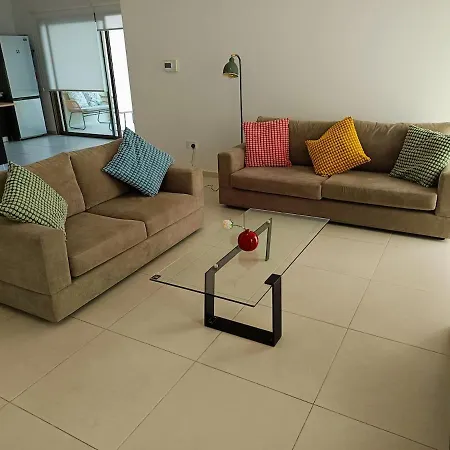 With Amazing Location 아파트